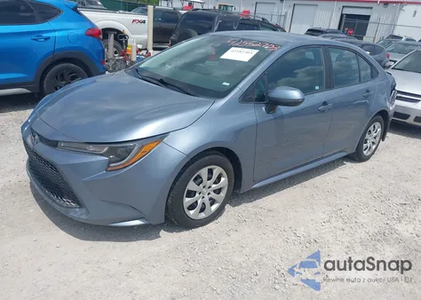 2021 Toyota Corolla Le z USA, uszkodzony, nr VIN 5YFEPMAEXMP180277